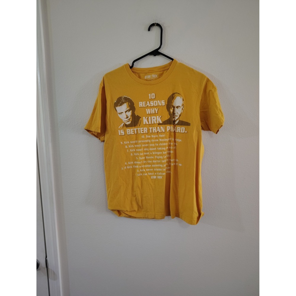 Star Trek‎ Mens Kirk vs Picard 10 Reasons Why Yellow Graphic T-Shirt Large 2013